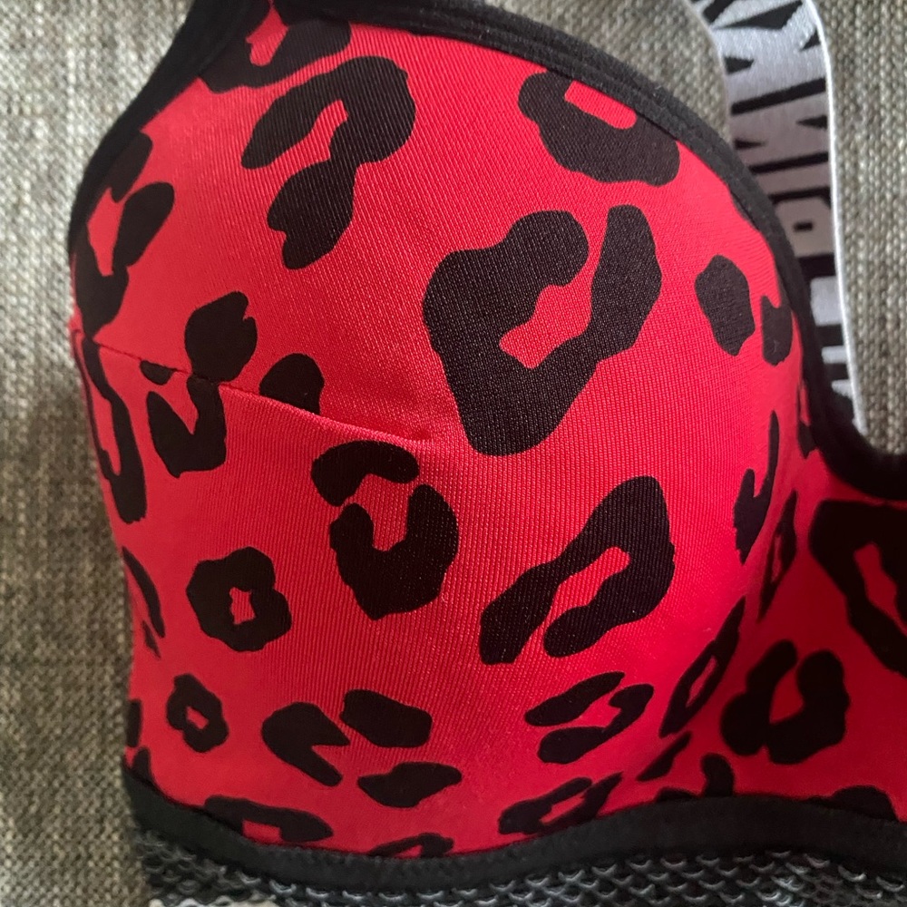 Red Leopard Bra - Picture 3 of 4